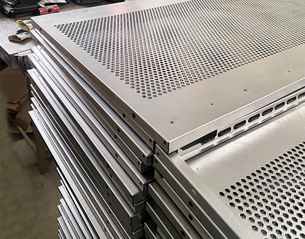 Sheet Metal Parts with Assembly